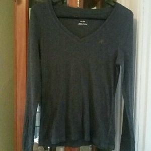 Gray Aeropostale long sleeve v-neck sweater